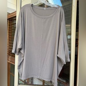 Athleta Long Sleeve Dolman Tee in Gray
